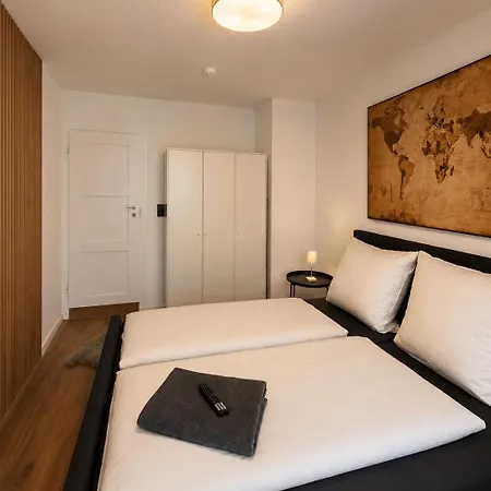 Modernes Mit Balkon & Parkplatz - *