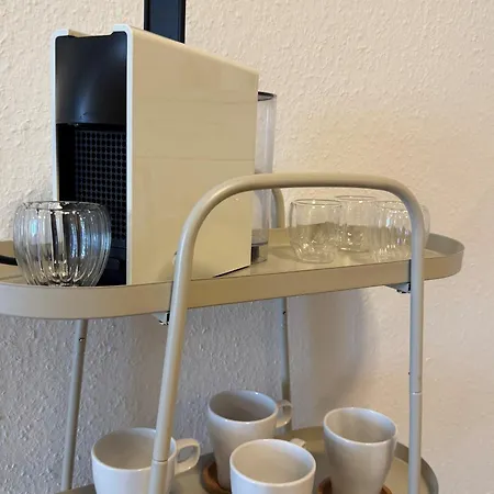 Modernes Mit Balkon & Parkplatz - 公寓 *